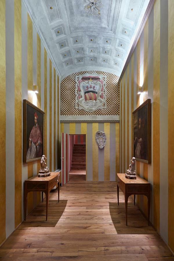 לינה וארוחת בוקר בולוניה Palazzo Di Alcina - Residenza D'Epoca - Luxury- מראה חיצוני תמונה